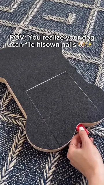 This is how Max keeps his nails short 🐾 #dogproducts #dogtips #happydog #petlov