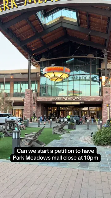 Very annoying they close at 8pm. #parkmeadows #mall #colorado #lonetree #shoppin