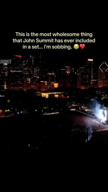 guys i’m literally sobbing. 😭❤️#lollapalooza #johnsummit #edmtiktok #chicago #w
