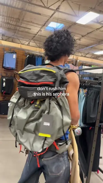 i heckin’ love REI @REI #mountains #hike #rei #climb 