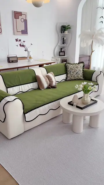 Retro Green Wavy Edge Sofa Pad, Soft Skin-friendly Couch Cover With Pom Pom Trim