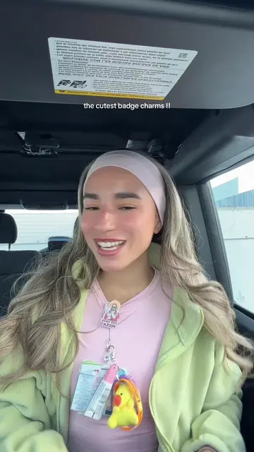 they’re sooo cutee I’m obsessed #badge #nurse #nursesoftiktok #nursetok #nursing