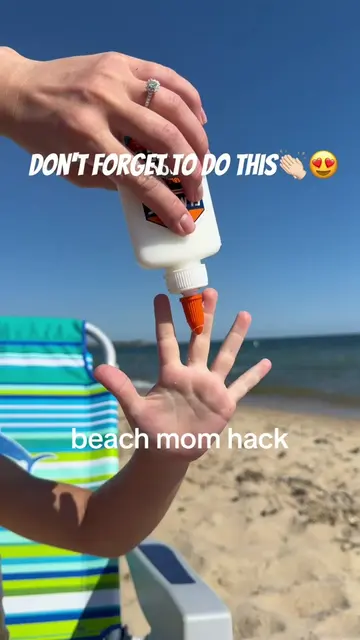 The cutest beach keepsake you’ll ever make! 🤍🌊 #beachhack #beachlife #summerdi