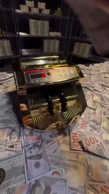 #money #wealth #trending #foryoupage #gold 