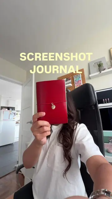 Please tell me I’m not the only one with 12,000 screenshots 😅 It’s a shame for 
