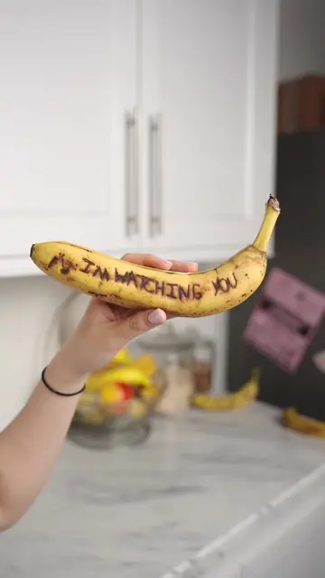 This Is How She Texts #shorts #vat19 #curiouslyawesome #banana