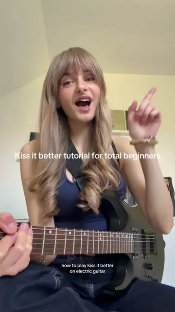 what song next besties #guitar #guitartok #guitartutorial #guitarlesson #kissitb