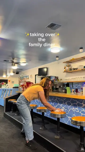 My fave little town! #beachys #cafeowner #casevillemichigan #leftysdiner #family