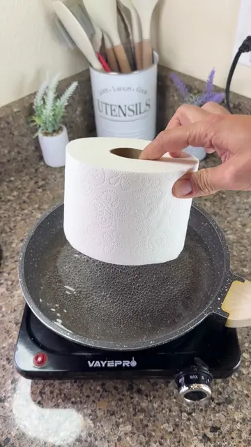 I boiled a roll of toilet paper and couldn't believe it #airfreshener #tipsandtr