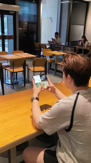 Samsung phones can be used like this? #DigitalTechnology #MobilePhone