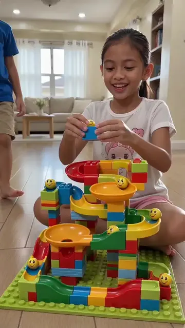 Nawasak ng kapatid ang pinaghirapang blocks 😤 Sama-sama silang bubuuin muli!🤣 