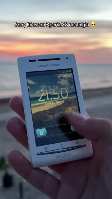 Sony Ericsson Xperia X8 nostalgia 🥹 #sonyxperia #oldphone #oldphones #techtok #
