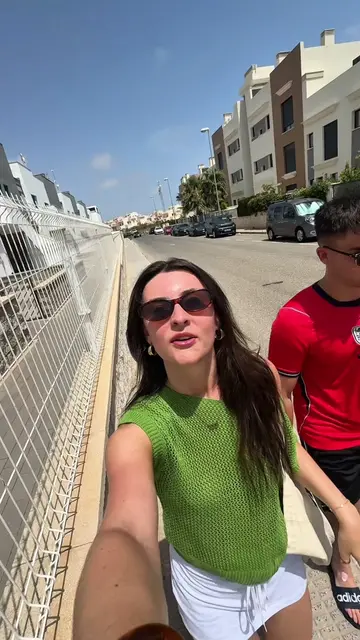 Hot and easily overstimulated girl takes on overstimulating markets #fyp #Summer