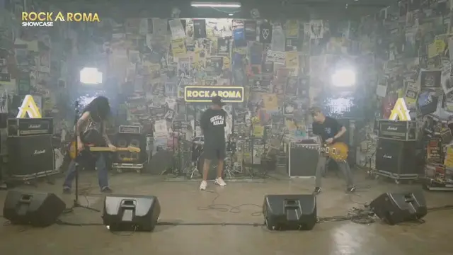 SERIGALA MALAM - MUNDUR BUKAN PILIHAN  #serigalamalam #rockaroma #hardcorepunk #