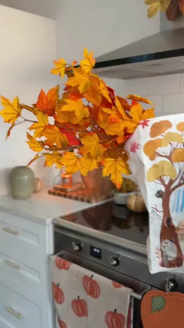 Decorate with me for autumn / fall 2026!  Augtober 🍂🧡 With my home decor from 