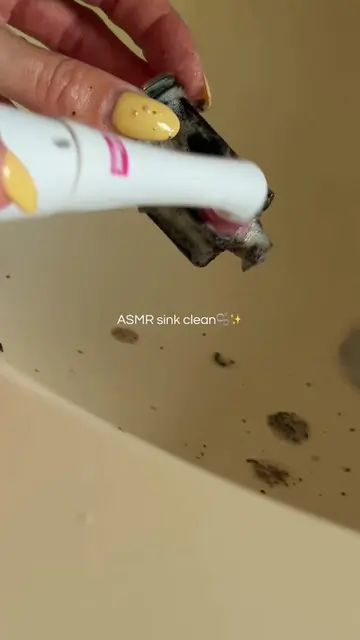Even de wasbak weer aangepakt. 🫧 Dit schoonmaakklusje was echt even weer nodig 