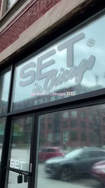 @setactive 👀👀👀 #setactive #chicago #shopping 