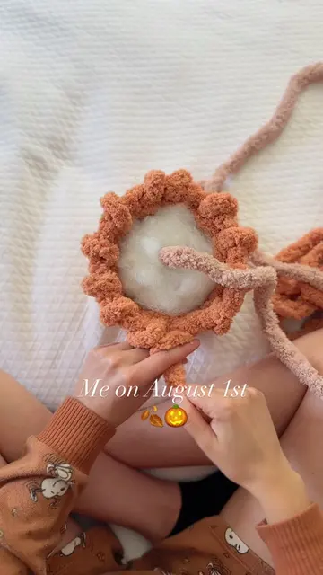 Starting the fall crafts in August? Yes please! 🎃🍂 #fall #handknit #pumpkin #c