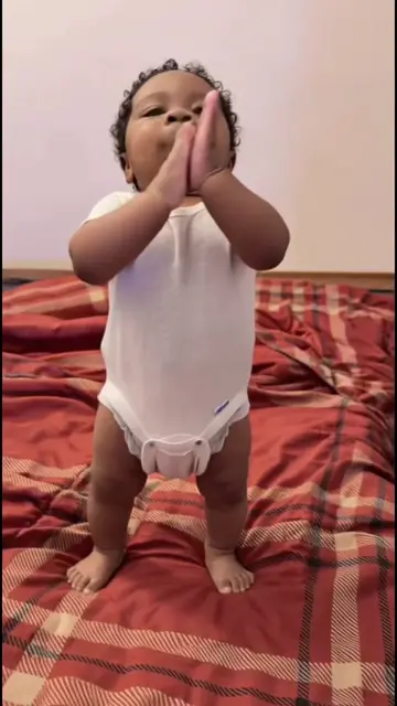 Bend bend bend dance😆😆😆#capcut #capcutpioneer #pioneertemplate #babydance#fry