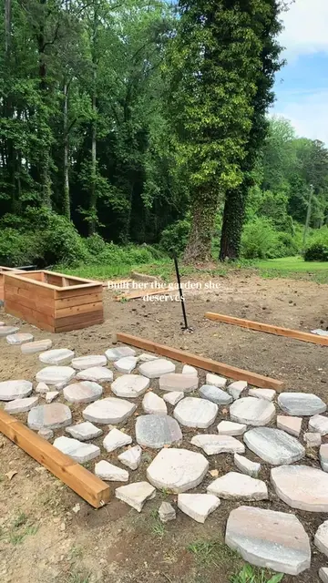 No reason that a backyard shouldn’t feel like a retreat! Not only does this plac