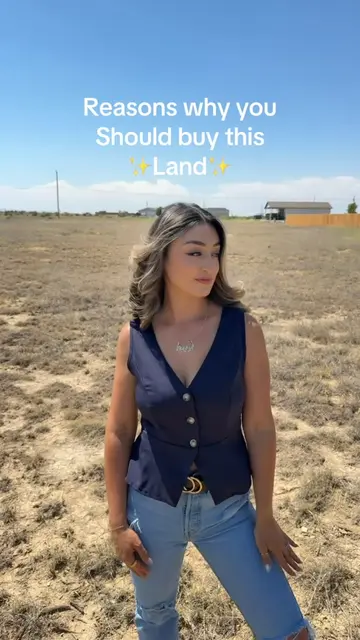 Soo many reasons why you should buy this land but here’s a few! Call me with any