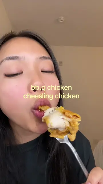 @bb.q Chicken US so yummy! Cheesling boneless fried chicken with fries and sausa