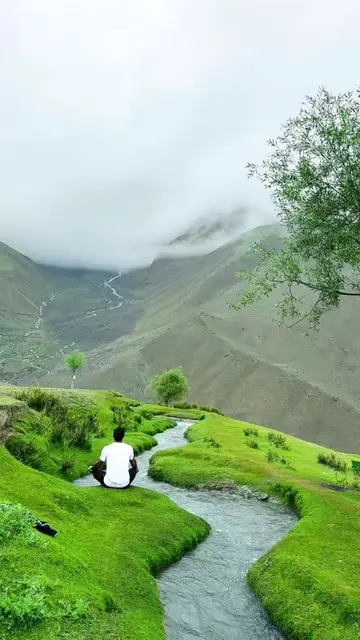 @zrqvibes CHUNDA VALLEY SKARDU📍  Best Time To Visit (May - August) 📍Domal Asto