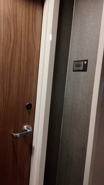 Awesome affordable hotel downtown Nashville. Click the green location tag to che