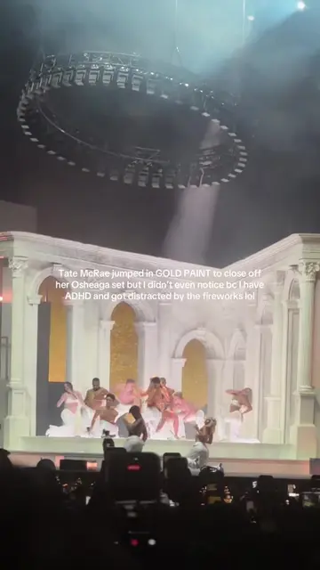 Tate McRae jumped in GOLD PAINT to close off her Osheaga set but I didn’t even n