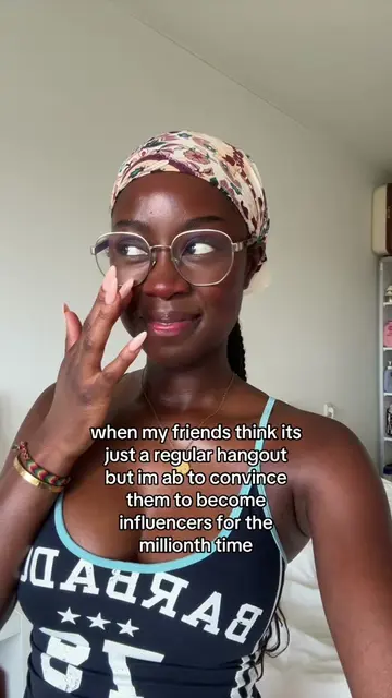 specifically to @madeleine 😭😭 #relatable #trend #fyp #pickleflipflops 