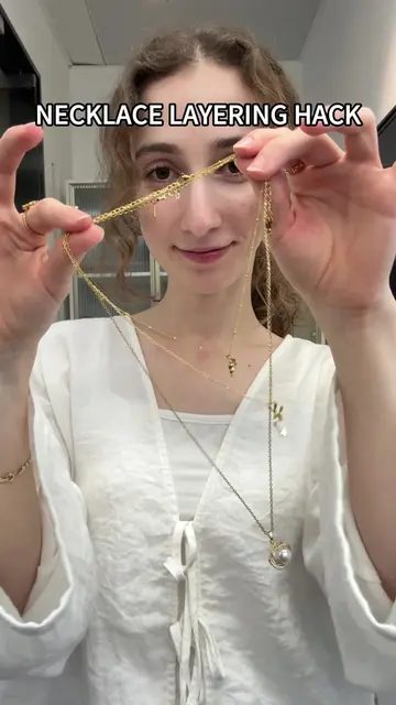 This layering hack changed everything. No tangles, all style, every time. 7M+ je