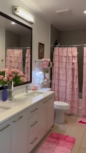 Nothing resets my mind like giving my bathroom a fresh start before a new week. 