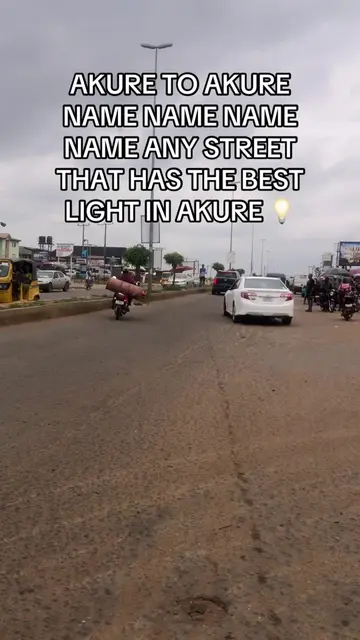 Akure people una dey hear me? 😂 Which street for Akure get the BEST light at ni