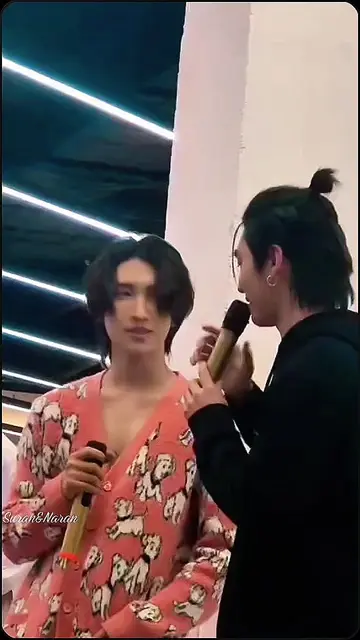 A jealous Boss is no joke at all. Just look at Noeul’s facial expression. Back t