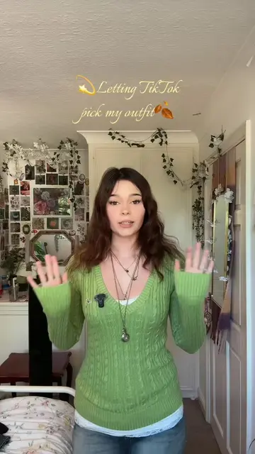 Letting TikTok choose my outfit! @mardeyahsspam #downtowngirlstyle #y2k #styling