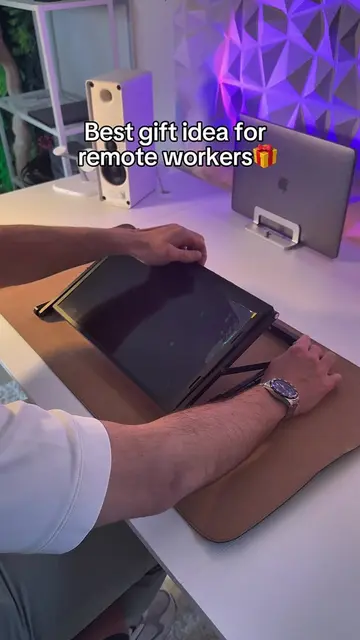 Best gift idea for remote workers 😍🎁 #Tech #TechGadgets #newtech #monitor #wfh