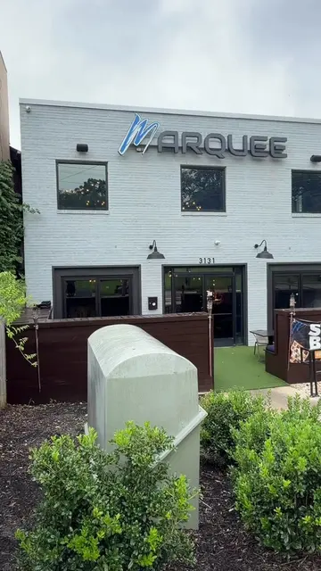 ✨ Charlotte, I found your new brunch spot! If you’re looking for an all-you-can-