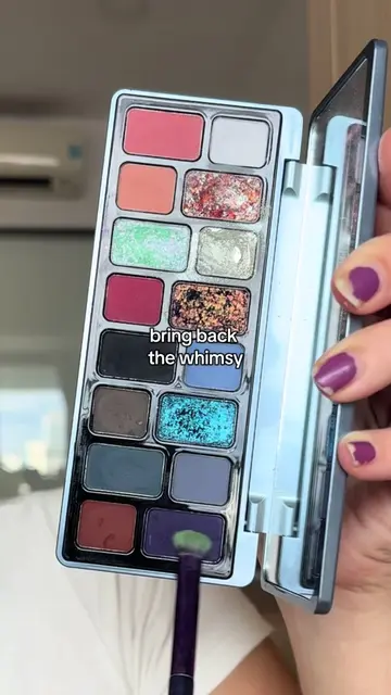 Fast whimsy look🤲💕 Using: @cheeryep  Starcore eyeshadow palette Sparkle eyesha