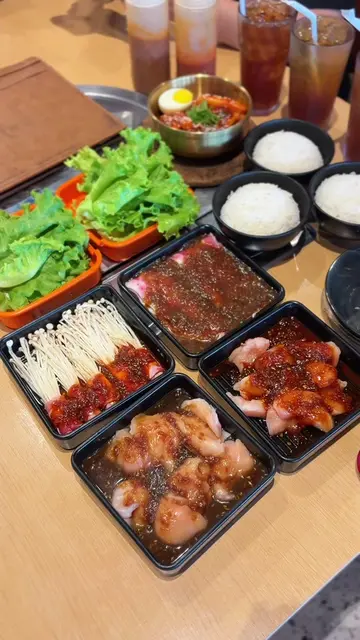 Meja segini, kamu kira habis berapa? 👀🥩 Ternyata makan Korean BBQ premium di G