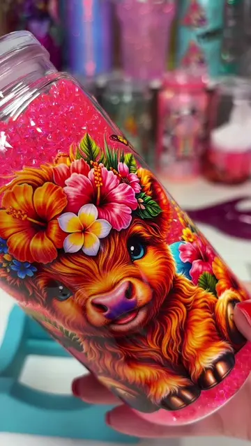 Rhinestone Gem Dry Snowglobe Tumbler in a 16 ounce snowglobe cup. #highlandcow #