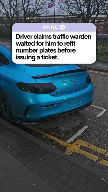 This traffic warden wasn't giving up 😂 After police checked out a car with its 