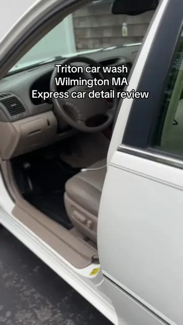 I had a lot of you asking on my other video how the car detail is and what my ca