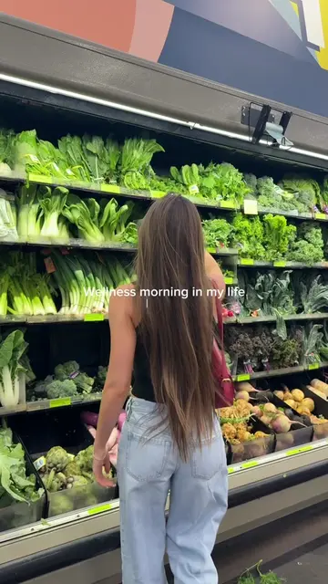 Spend the morning with me🫶🏻 #morninginmylife #morningroutine #wellnessroutine 