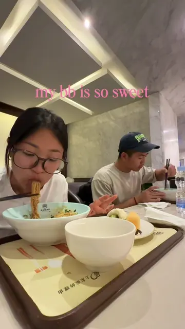 Aggressively sweet husband #coupletok 