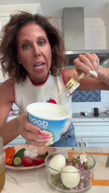 Well - another day another delicious Toni plate #mukbang #Foodie #eggsalad #reci
