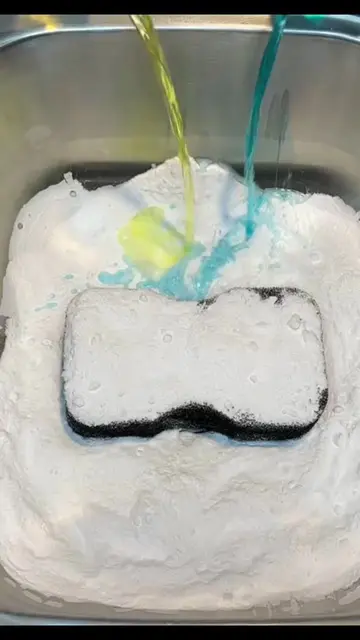 ❀ Baking soda reaction with pinesol and fs!! tyy for your request @aria⋆.˚౨ৎ 💙�