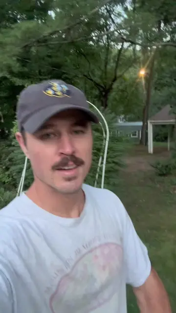 If you stayed, thank you so much 🥹 my names Jason Piquette, I’m a folk artist a