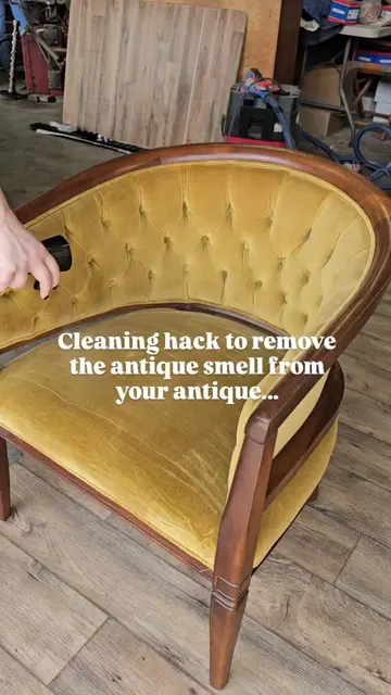 #fyp #furnitureflip #restoration #antique #CleanTok 