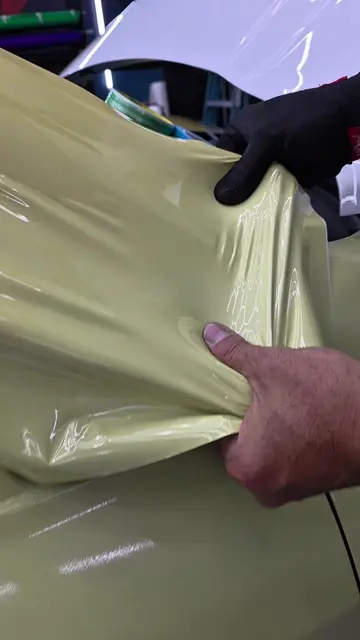 El secreto está en entender el material. #carwrapping #entrepreneurship #brandin