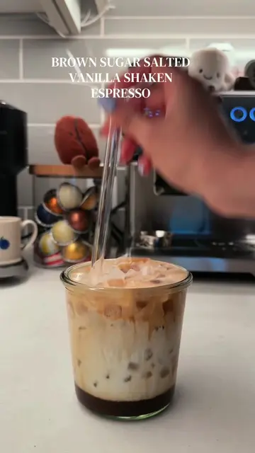 brown sugar salted vanilla shaken espresso ✨☕️ #shakenespresso #brownsugarshaken